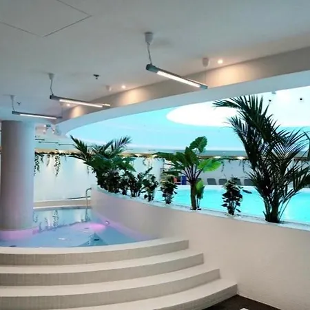 Daire Hanza Tower Bohemia 22 Pool & Jacussi